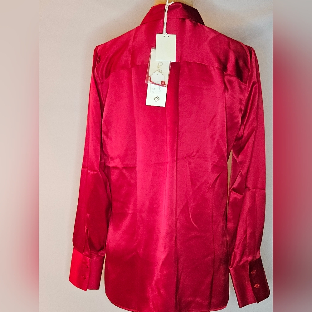 Etcetera Scarlet Blouse with Lace Accents - Picture 3 of 11